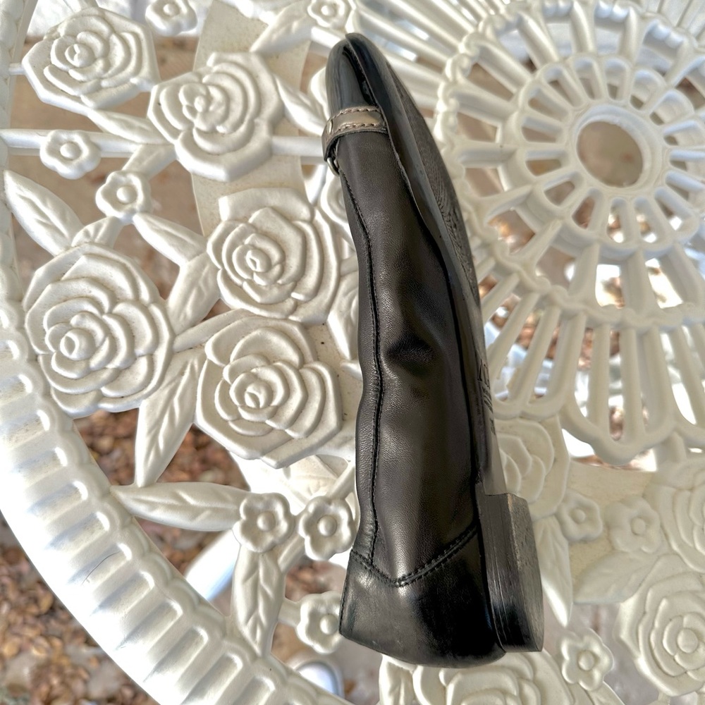 AGL Black Patent Flats with Buckle - Picture 4 of 6